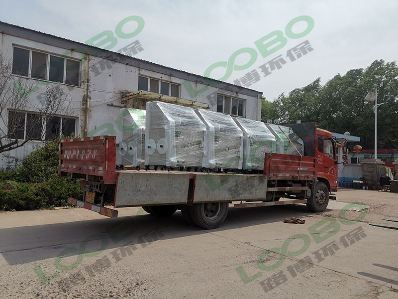 近水樓臺先得月，本地客戶訂購的打磨除塵臺已收貨